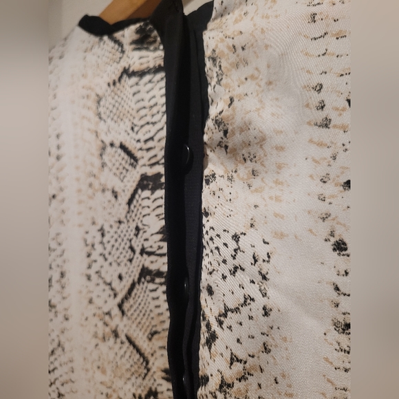 Zara Animal Print Long Sleeve Blouse - Picture 2 of 6